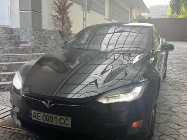 Чорний Тесла Модель С, об'ємом двигуна 0 л та пробігом 145 тис. км за 20700 $, фото 2 на Automoto.ua