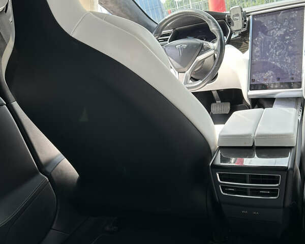 Черный Тесла Модель С, объемом двигателя 0 л и пробегом 148 тыс. км за 17500 $, фото 14 на Automoto.ua