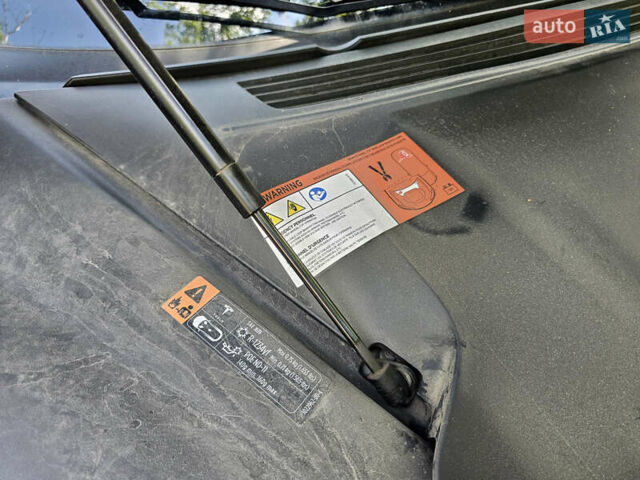 Чорний Тесла Модель С, об'ємом двигуна 0 л та пробігом 120 тис. км за 18900 $, фото 132 на Automoto.ua