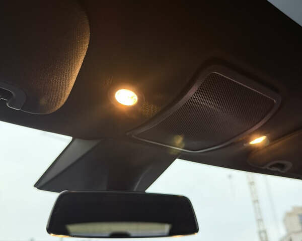 Черный Тесла Модель С, объемом двигателя 0 л и пробегом 248 тыс. км за 16000 $, фото 24 на Automoto.ua