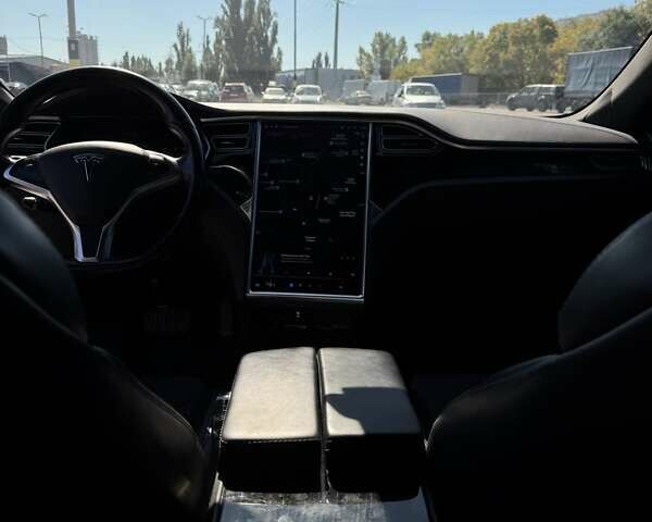 Тесла Модель С 2017 в Киеве на Automoto.ua Черный Тесла Модель С, объемом двигателя 0 л и пробегом 245 тыс. км за 18000 $, фото 6 на Automoto.ua
