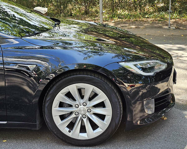 Чорний Тесла Модель С, об'ємом двигуна 0 л та пробігом 120 тис. км за 18900 $, фото 95 на Automoto.ua