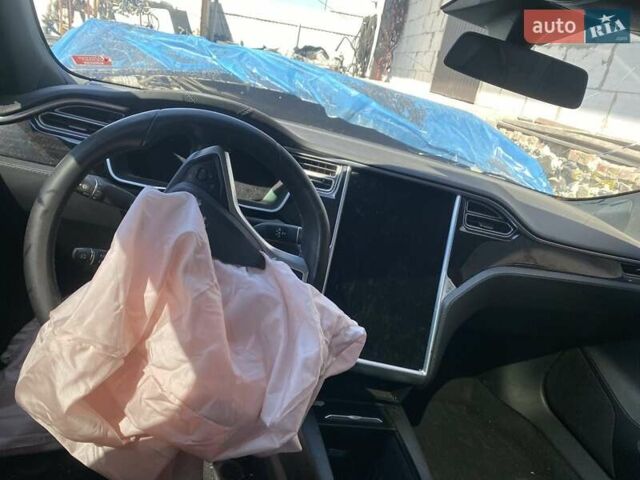Черный Тесла Модель С, объемом двигателя 0 л и пробегом 130 тыс. км за 6999 $, фото 14 на Automoto.ua