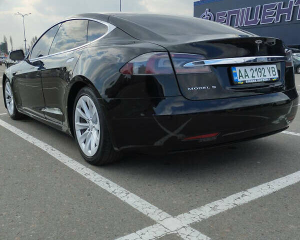 Черный Тесла Модель С, объемом двигателя 0 л и пробегом 56 тыс. км за 17500 $, фото 26 на Automoto.ua