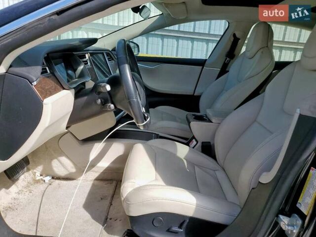Чорний Тесла Модель С, об'ємом двигуна 0 л та пробігом 105 тис. км за 6300 $, фото 6 на Automoto.ua