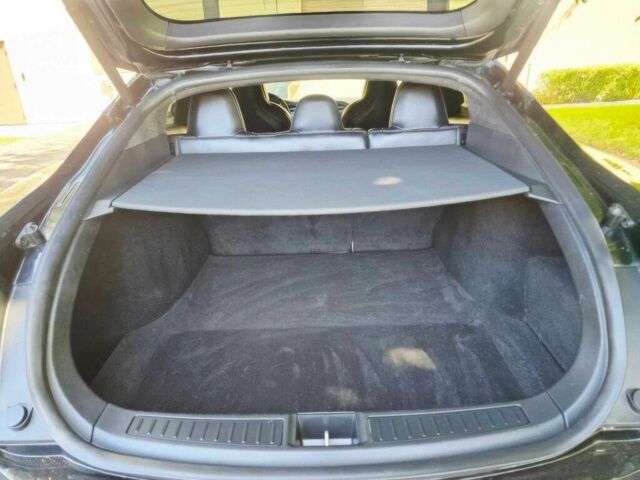 Черный Тесла Модель С, объемом двигателя 0 л и пробегом 35 тыс. км за 10000 $, фото 16 на Automoto.ua