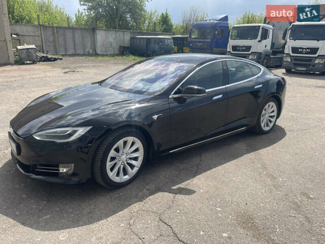 Черный Тесла Модель С, объемом двигателя 0 л и пробегом 114 тыс. км за 29900 $, фото 6 на Automoto.ua