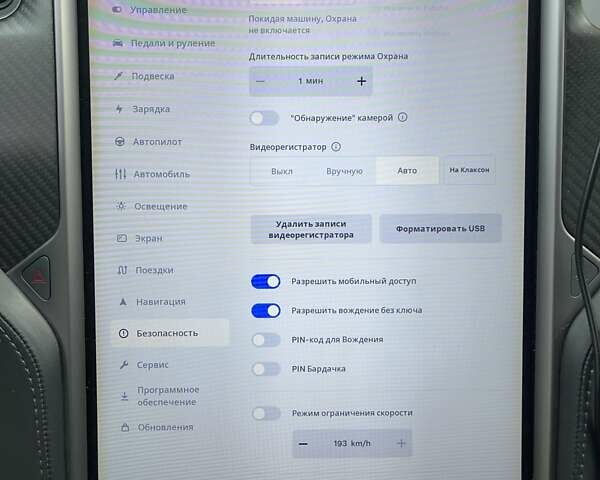 Черный Тесла Модель С, объемом двигателя 0 л и пробегом 169 тыс. км за 23900 $, фото 75 на Automoto.ua