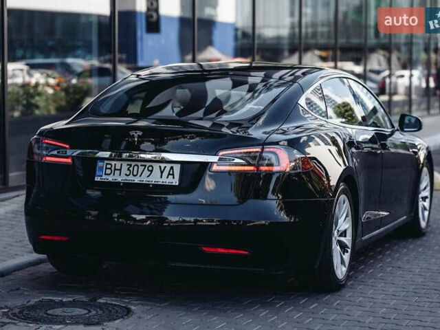 Черный Тесла Модель С, объемом двигателя 0 л и пробегом 46 тыс. км за 25000 $, фото 1 на Automoto.ua