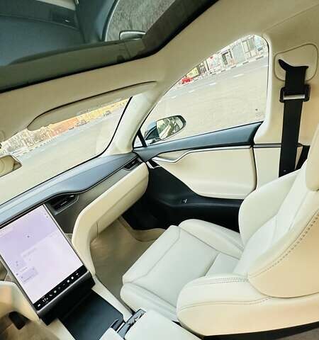 Черный Тесла Модель С, объемом двигателя 0 л и пробегом 84 тыс. км за 25000 $, фото 40 на Automoto.ua