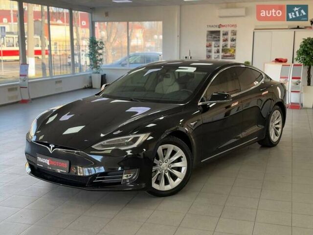Черный Тесла Модель С, объемом двигателя 0 л и пробегом 107 тыс. км за 22990 $, фото 4 на Automoto.ua