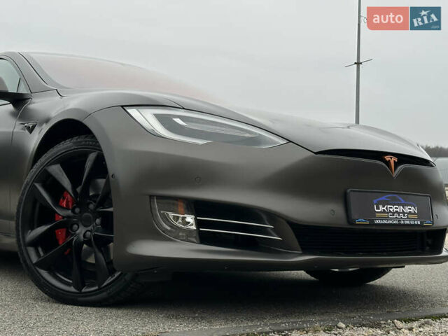 Черный Тесла Модель С, объемом двигателя 0 л и пробегом 112 тыс. км за 27500 $, фото 10 на Automoto.ua