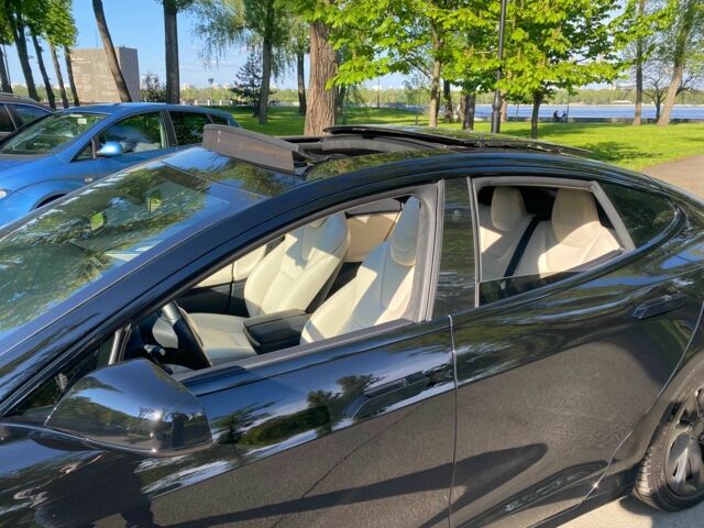 Чорний Тесла Модель С, об'ємом двигуна 0 л та пробігом 70 тис. км за 28900 $, фото 10 на Automoto.ua