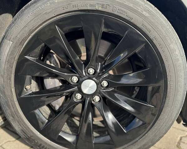 Тесла Модель С 2018 у Івано-Франківську на Automoto.ua Чорний Тесла Модель С, об'ємом двигуна 0 л та пробігом 140 тис. км за 20000 $, фото 44 на Automoto.ua