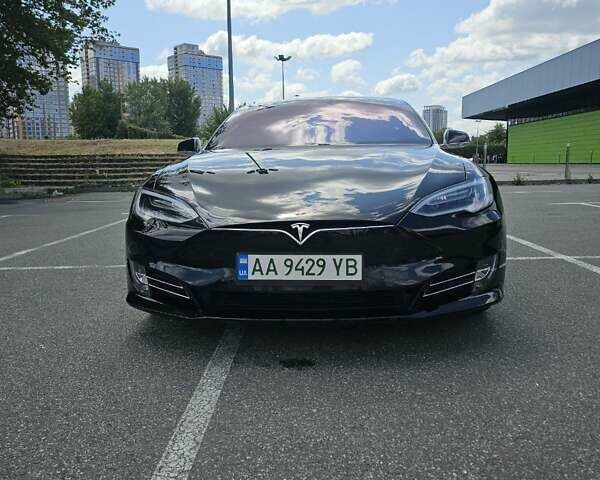 Черный Тесла Модель С, объемом двигателя 0 л и пробегом 72 тыс. км за 24900 $, фото 51 на Automoto.ua