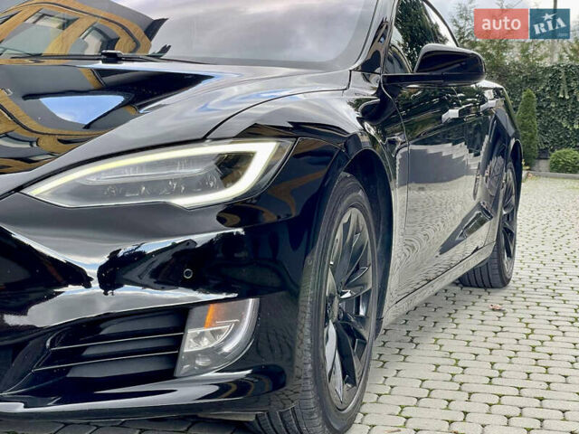 Черный Тесла Модель С, объемом двигателя 0 л и пробегом 94 тыс. км за 26000 $, фото 13 на Automoto.ua