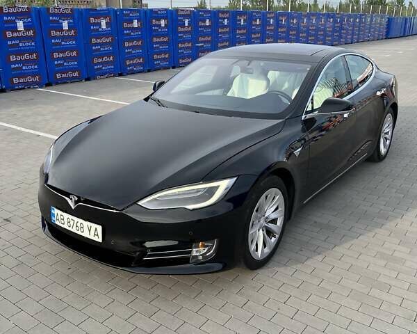 Чорний Тесла Модель С, об'ємом двигуна 0 л та пробігом 124 тис. км за 18998 $, фото 1 на Automoto.ua