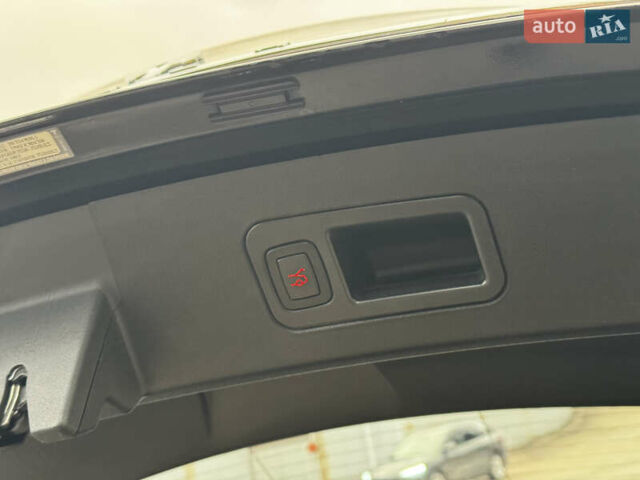 Черный Тесла Модель С, объемом двигателя 0 л и пробегом 100 тыс. км за 23000 $, фото 24 на Automoto.ua