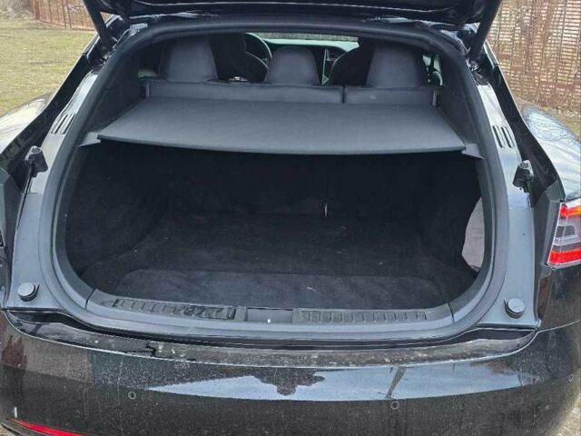 Черный Тесла Модель С, объемом двигателя 0 л и пробегом 126 тыс. км за 22900 $, фото 4 на Automoto.ua