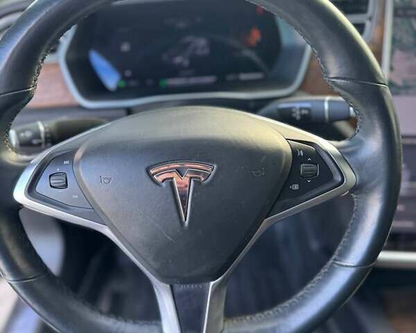 Тесла Модель С 2018 у Івано-Франківську на Automoto.ua Чорний Тесла Модель С, об'ємом двигуна 0 л та пробігом 140 тис. км за 20000 $, фото 17 на Automoto.ua