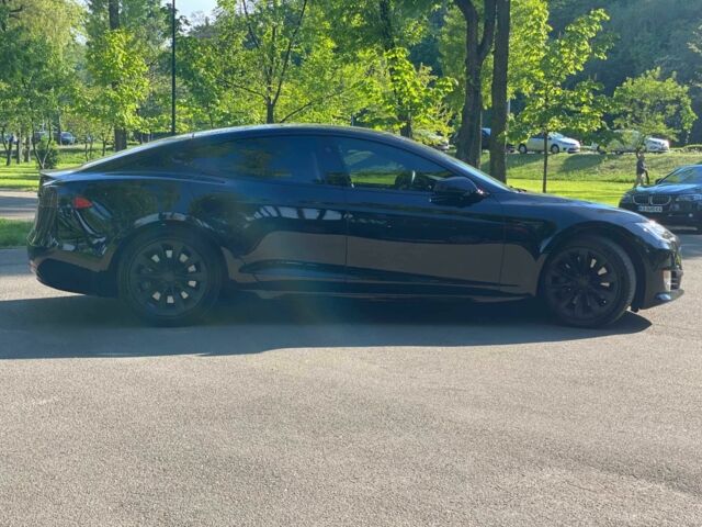 Чорний Тесла Модель С, об'ємом двигуна 0 л та пробігом 70 тис. км за 28900 $, фото 4 на Automoto.ua