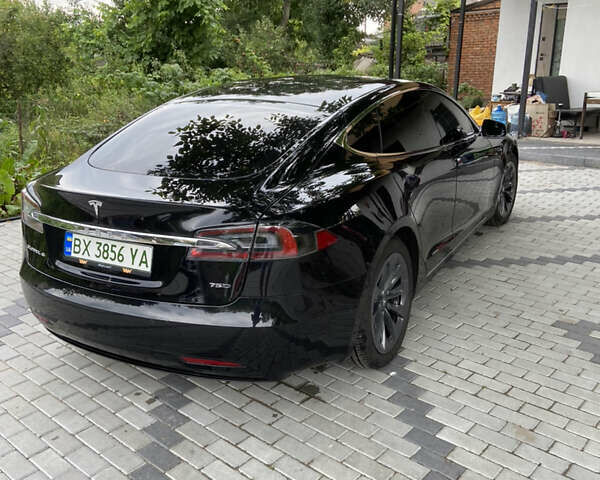 Чорний Тесла Модель С, об'ємом двигуна 0 л та пробігом 158 тис. км за 22000 $, фото 2 на Automoto.ua