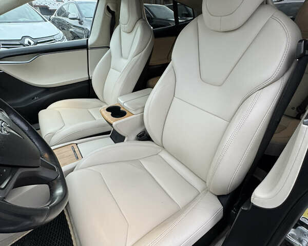 Чорний Тесла Модель С, об'ємом двигуна 0 л та пробігом 147 тис. км за 23999 $, фото 17 на Automoto.ua