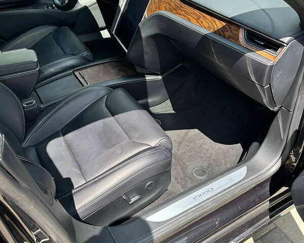 Черный Тесла Модель С, объемом двигателя 0 л и пробегом 131 тыс. км за 23500 $, фото 11 на Automoto.ua