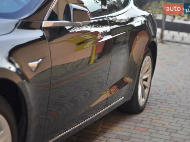 Черный Тесла Модель С, объемом двигателя 0 л и пробегом 98 тыс. км за 27000 $, фото 10 на Automoto.ua