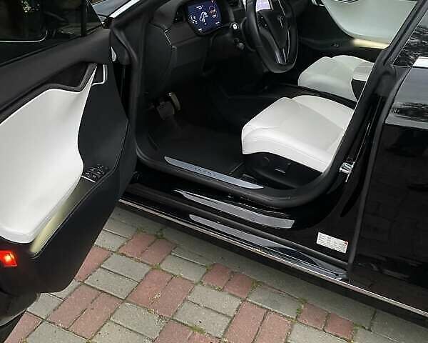 Черный Тесла Модель С, объемом двигателя 0 л и пробегом 72 тыс. км за 24900 $, фото 64 на Automoto.ua