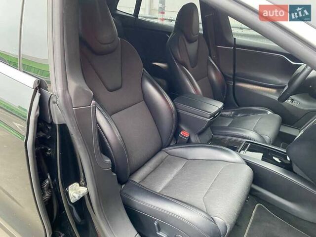 Чорний Тесла Модель С, об'ємом двигуна 0 л та пробігом 227 тис. км за 19999 $, фото 23 на Automoto.ua