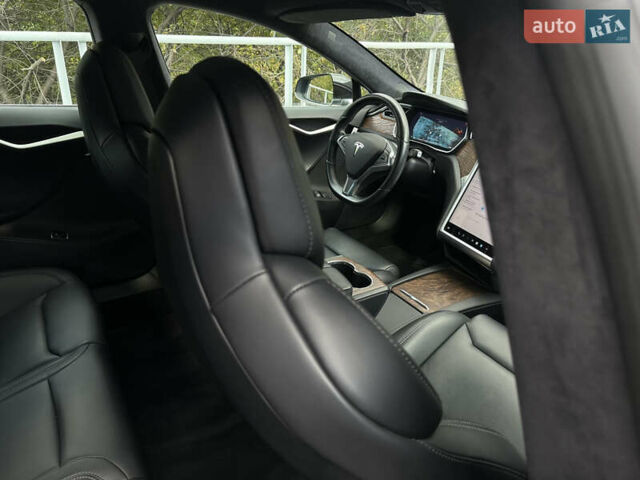 Чорний Тесла Модель С, об'ємом двигуна 0 л та пробігом 130 тис. км за 25900 $, фото 42 на Automoto.ua