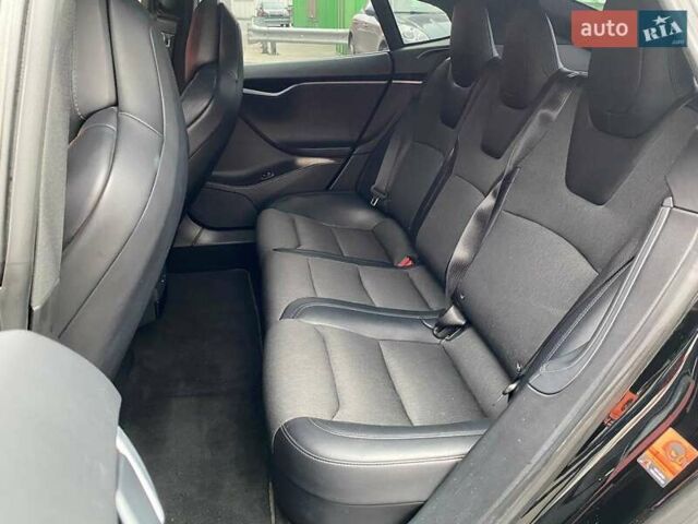 Чорний Тесла Модель С, об'ємом двигуна 0 л та пробігом 227 тис. км за 19999 $, фото 32 на Automoto.ua