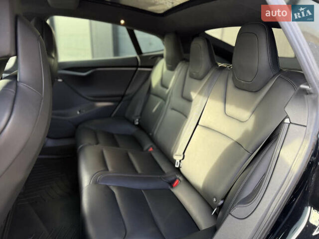 Чорний Тесла Модель С, об'ємом двигуна 0 л та пробігом 193 тис. км за 18990 $, фото 8 на Automoto.ua