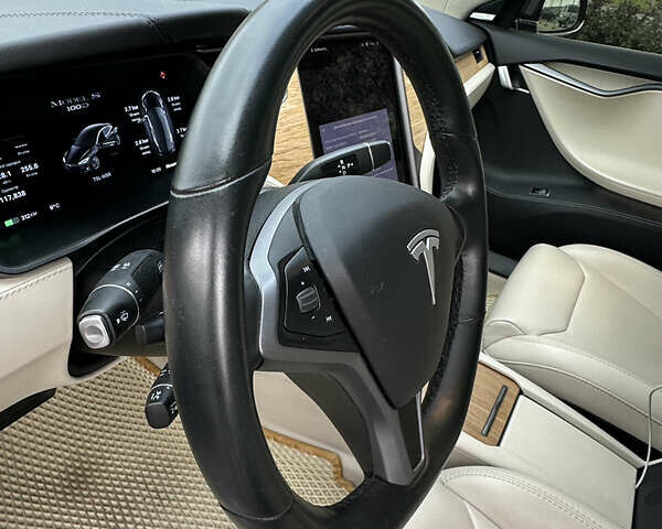 Чорний Тесла Модель С, об'ємом двигуна 0 л та пробігом 117 тис. км за 23000 $, фото 20 на Automoto.ua