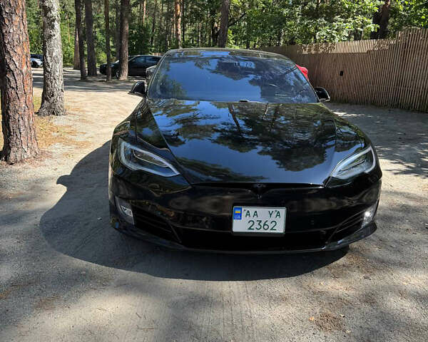 Черный Тесла Модель С, объемом двигателя 0 л и пробегом 137 тыс. км за 25000 $, фото 1 на Automoto.ua