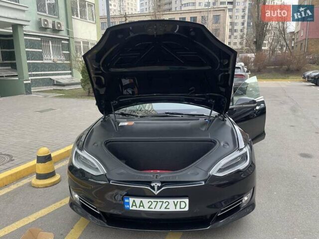 Черный Тесла Модель С, объемом двигателя 0 л и пробегом 169 тыс. км за 23900 $, фото 24 на Automoto.ua