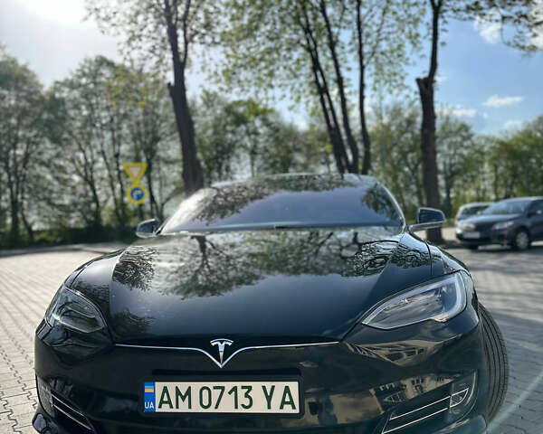 Чорний Тесла Модель С, об'ємом двигуна 0 л та пробігом 58 тис. км за 31200 $, фото 2 на Automoto.ua