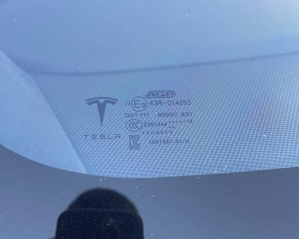 Черный Тесла Модель С, объемом двигателя 0 л и пробегом 156 тыс. км за 30000 $, фото 29 на Automoto.ua