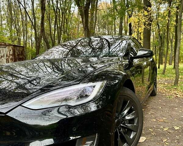 Тесла Модель С 2018 в Днепре (Днепропетровске) на Automoto.ua Черный Тесла Модель С, объемом двигателя 0 л и пробегом 64 тыс. км за 20700 $, фото 13 на Automoto.ua