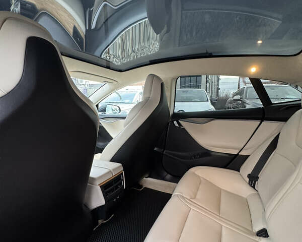 Чорний Тесла Модель С, об'ємом двигуна 0 л та пробігом 147 тис. км за 23999 $, фото 23 на Automoto.ua