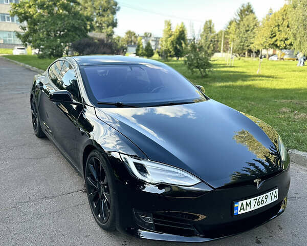 Черный Тесла Модель С, объемом двигателя 0 л и пробегом 55 тыс. км за 19900 $, фото 13 на Automoto.ua
