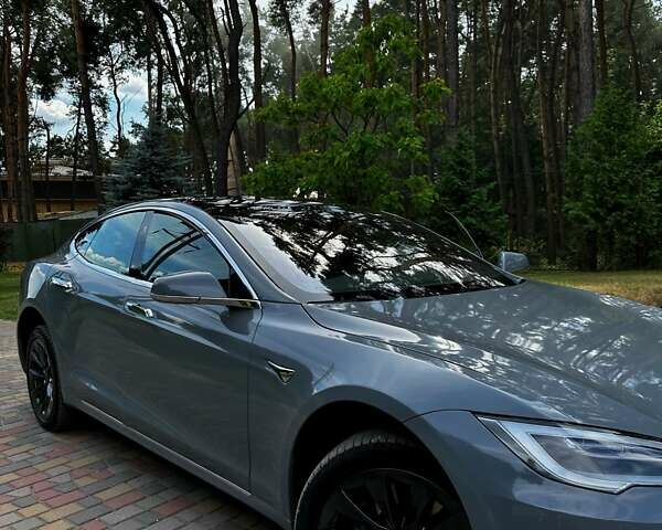 Черный Тесла Модель С, объемом двигателя 0 л и пробегом 120 тыс. км за 23000 $, фото 29 на Automoto.ua