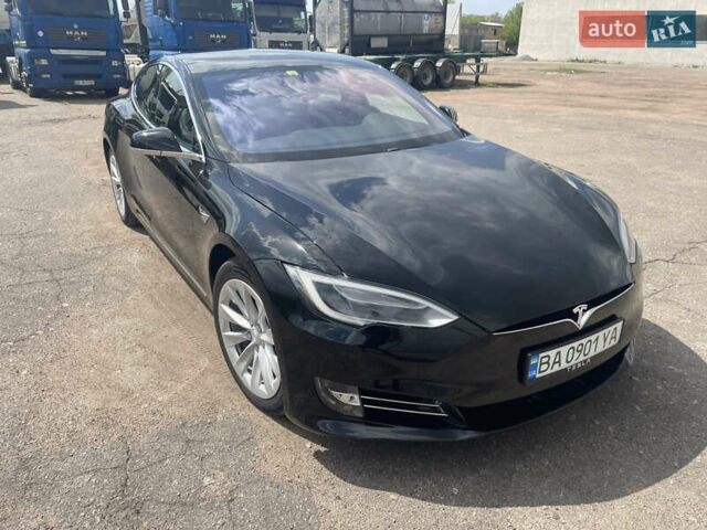 Черный Тесла Модель С, объемом двигателя 0 л и пробегом 114 тыс. км за 29900 $, фото 9 на Automoto.ua