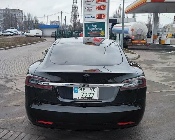 Черный Тесла Модель С, объемом двигателя 0 л и пробегом 48 тыс. км за 31500 $, фото 11 на Automoto.ua