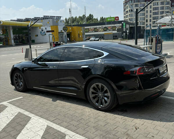 Черный Тесла Модель С, объемом двигателя 0 л и пробегом 120 тыс. км за 19400 $, фото 5 на Automoto.ua