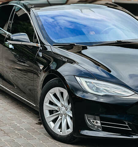Черный Тесла Модель С, объемом двигателя 0 л и пробегом 170 тыс. км за 22700 $, фото 19 на Automoto.ua