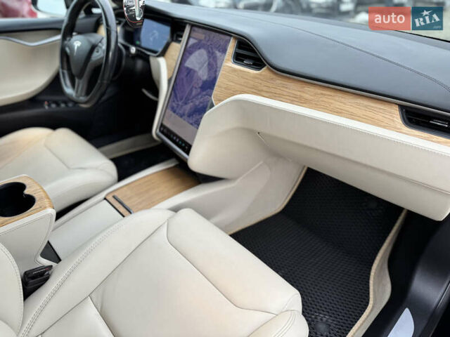 Чорний Тесла Модель С, об'ємом двигуна 0 л та пробігом 147 тис. км за 23999 $, фото 29 на Automoto.ua