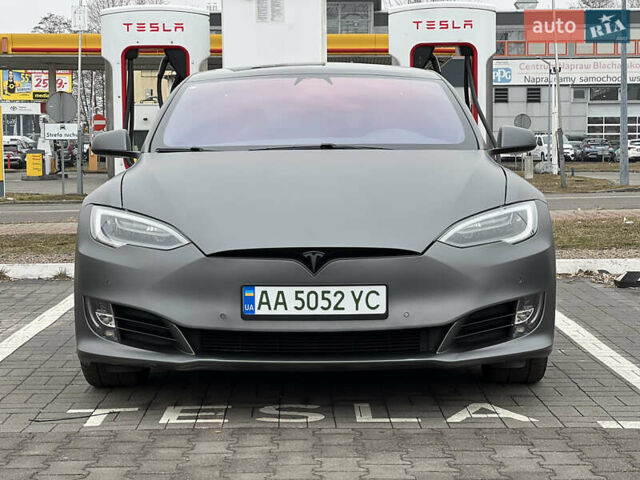 Черный Тесла Модель С, объемом двигателя 0 л и пробегом 82 тыс. км за 23000 $, фото 16 на Automoto.ua