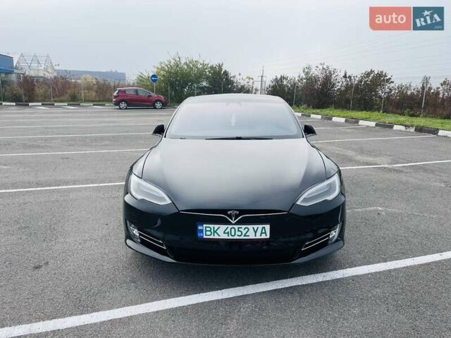 Чорний Тесла Модель С, об'ємом двигуна 0 л та пробігом 85 тис. км за 18500 $, фото 3 на Automoto.ua